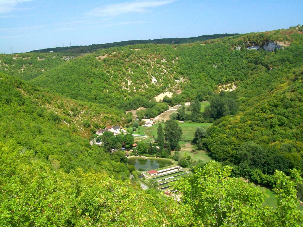 Les Pieds Dans L'Eau, Gite Le Blagour Lachapelle-Auzac Exterior photo